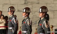 美司令打造“地狱景象”，解放军军机直逼金门，赖清德警卫投诚！