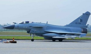 印巴空战，最大输家出现，当家战机被击落，法国达索颜面无存